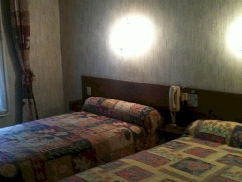 Ronsin Hotel